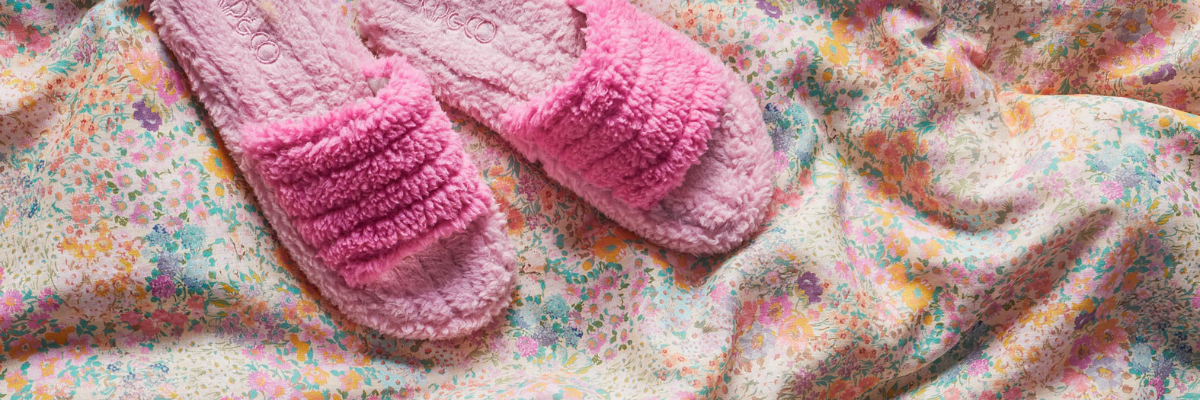 Woman's slippers
