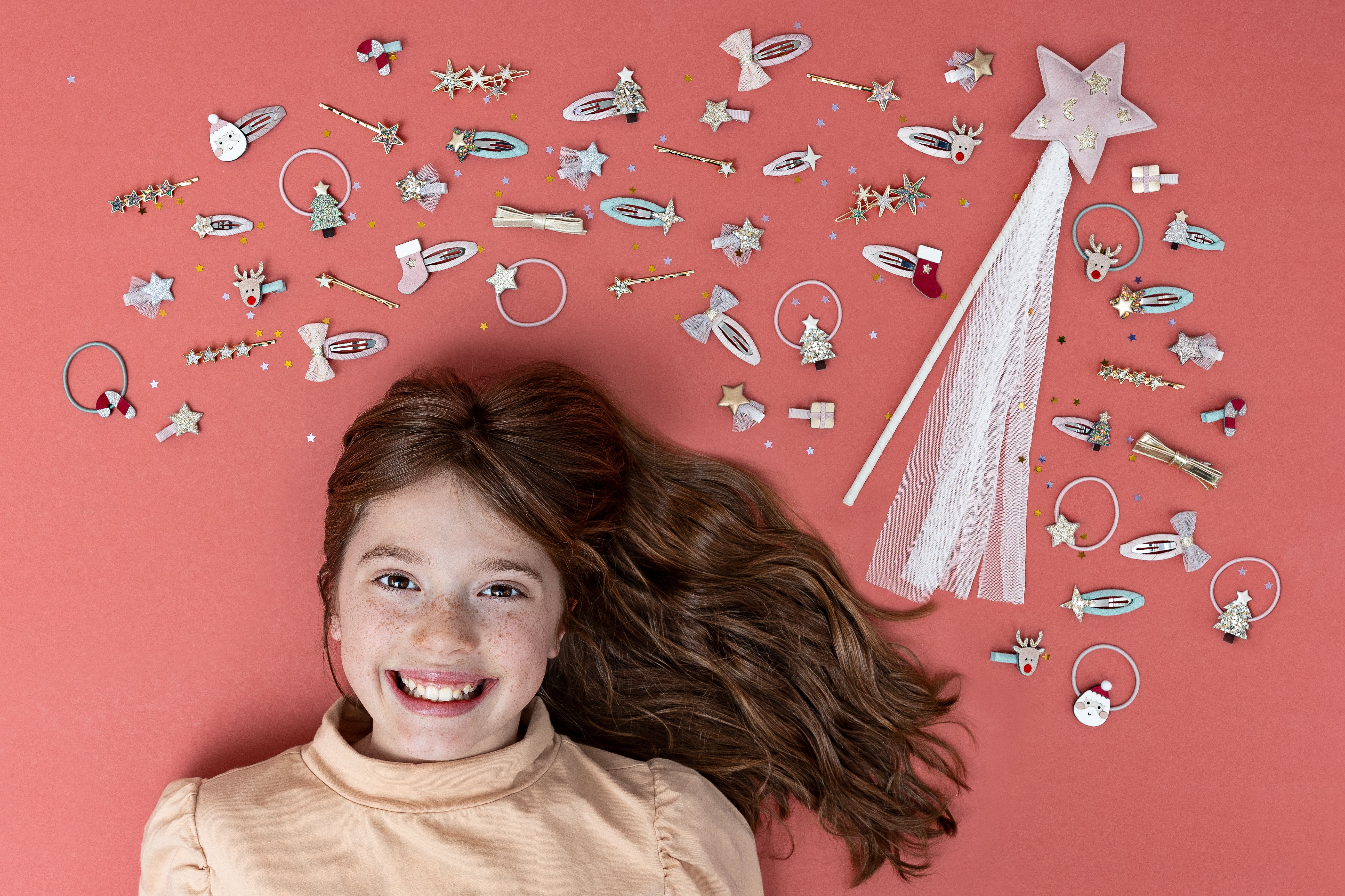 Mimi and Lula CHRISTMAS | Mimi and Lula's Incredi-bauble- grey