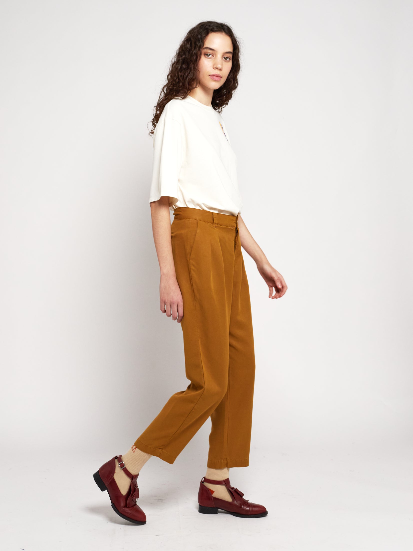 Bobo Choses WOMAN | Pleated carrot pants