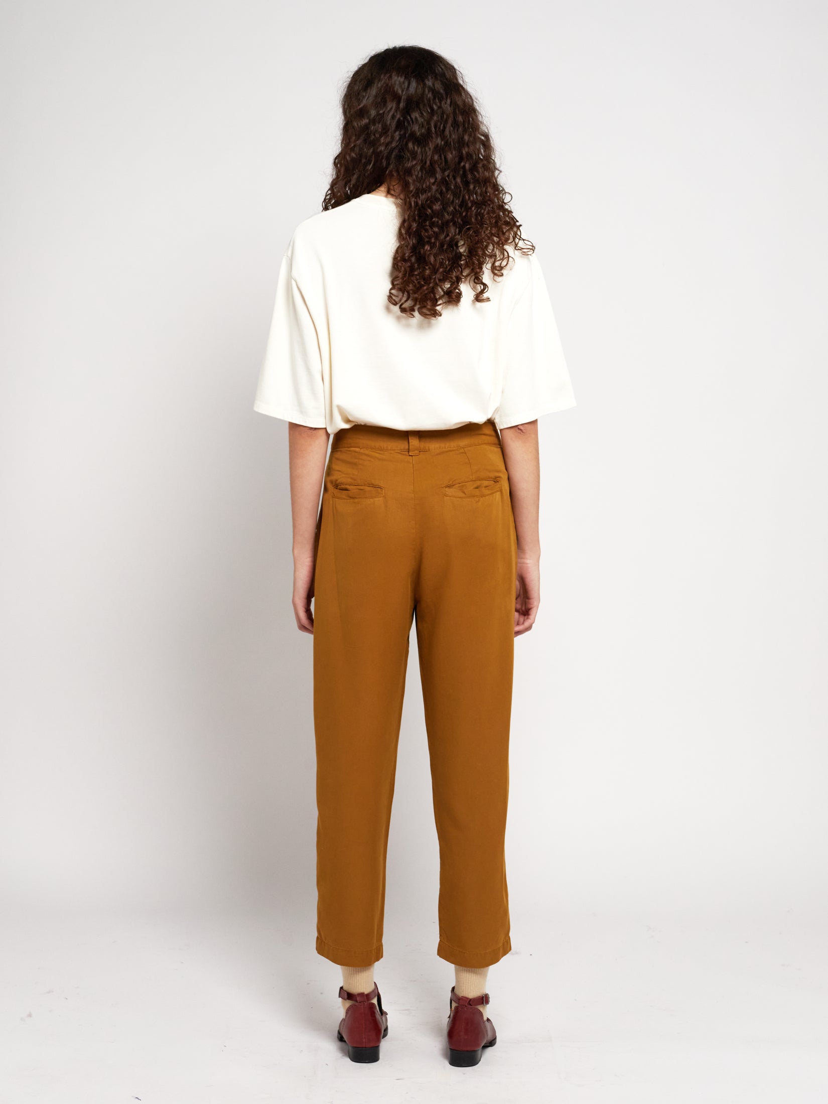 Bobo Choses WOMAN | Pleated carrot pants