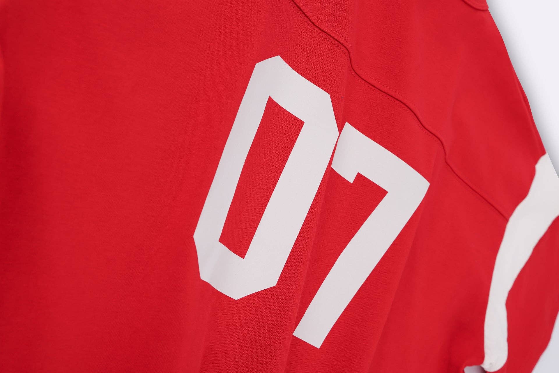 BBOBBIE | 07 Tee in Red