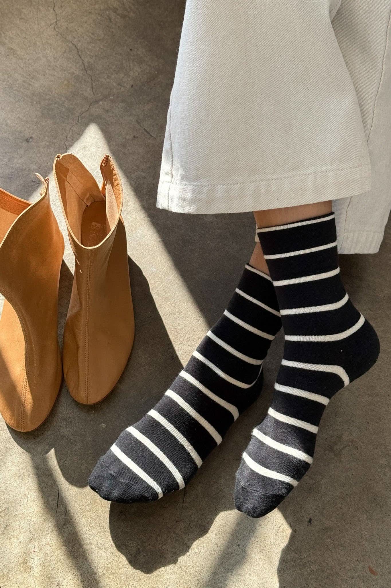 Le Bon Shoppe | Wally Socks Black Stripe