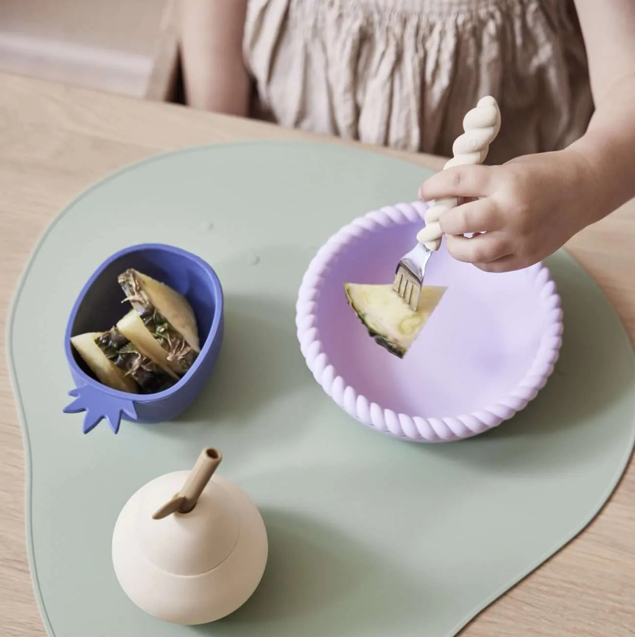 OYOY | Pineapple & Apple Snack Bowl