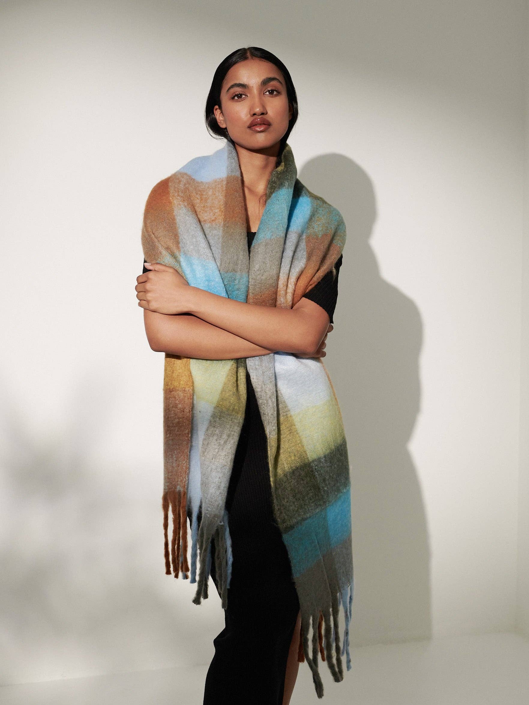 Angels Whisper | Biscuit Checkered Fluffy Scarf