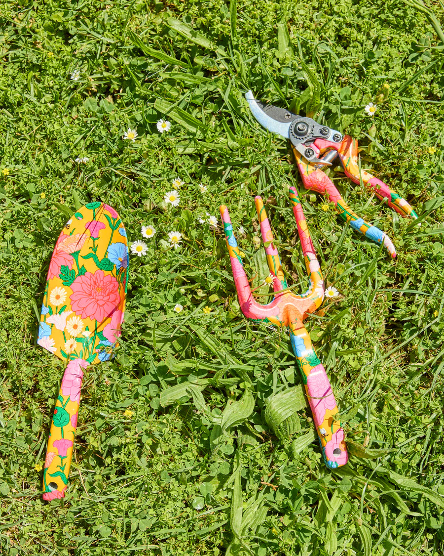 Kip & Co | Follow The Sun Yellow Garden Tools and Gloves Set