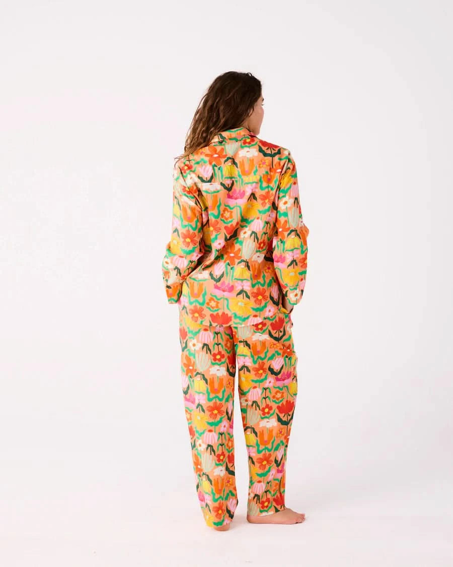 Kip & Co LADIES | Popping Flowers Peach Adult Organic Cotton Long Sleeve Pyjama Set