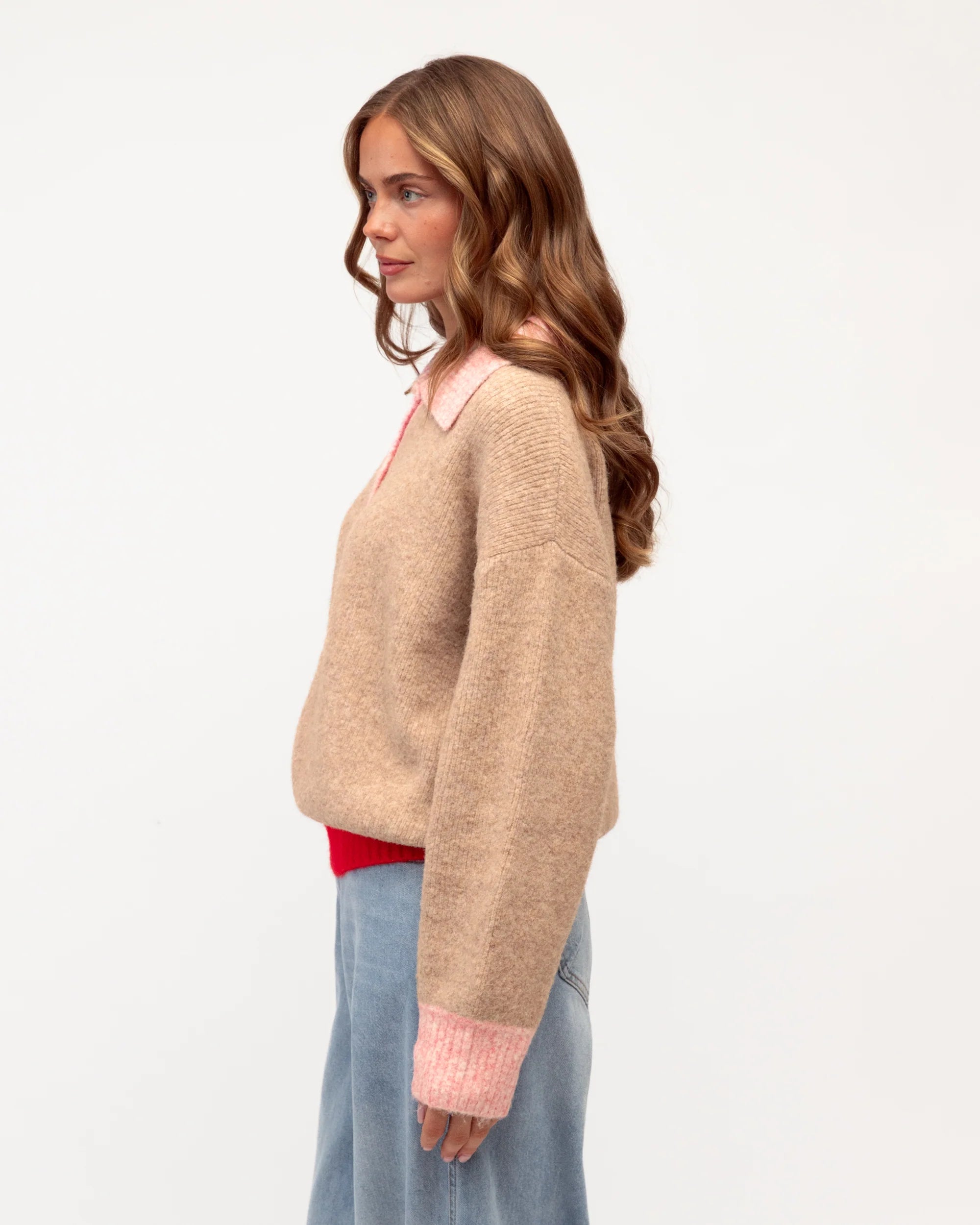 Label of Love | Contrast Collar Knit