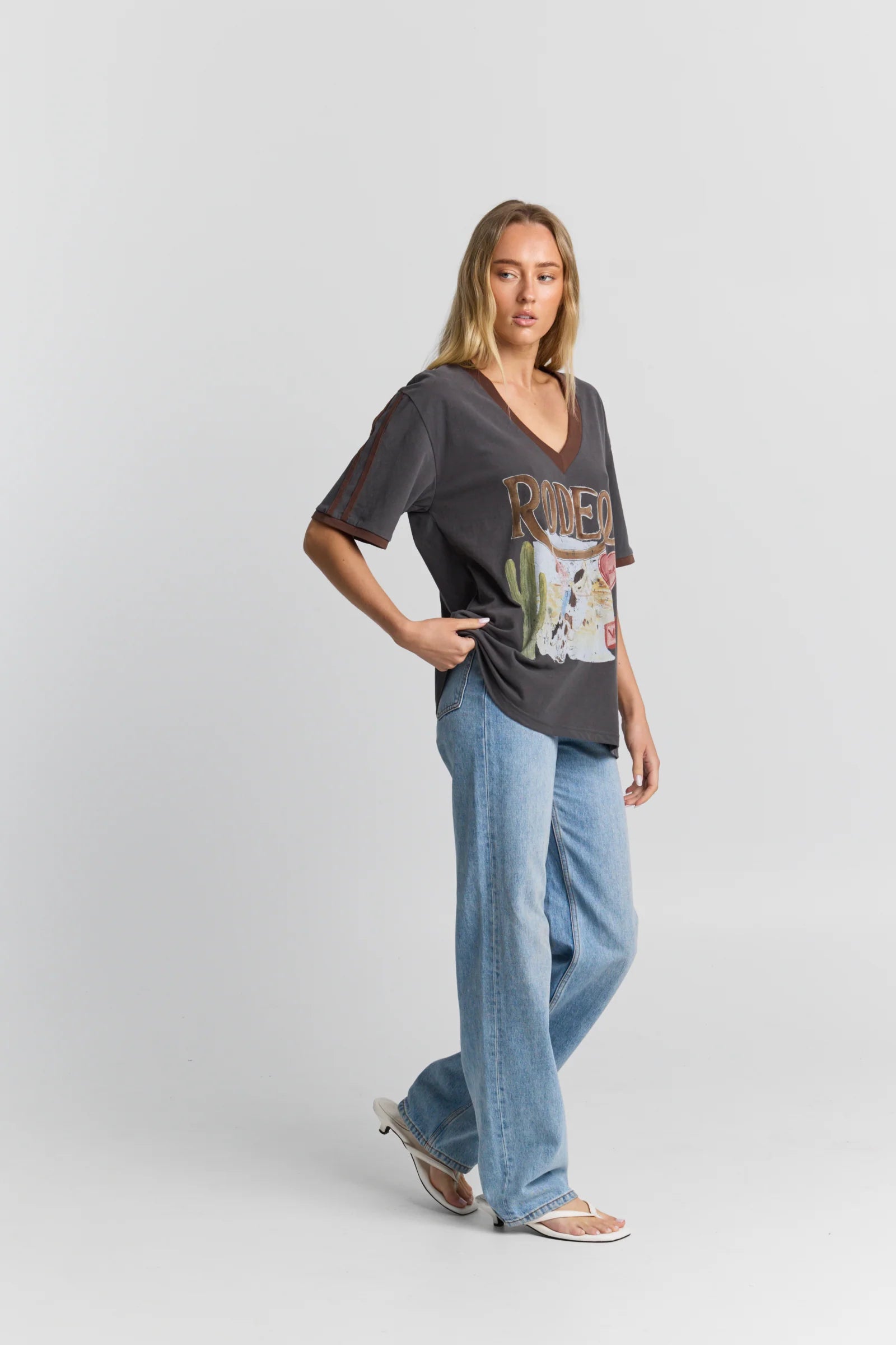 Maku - Rodeo V-neck Tee — back view flat lay
