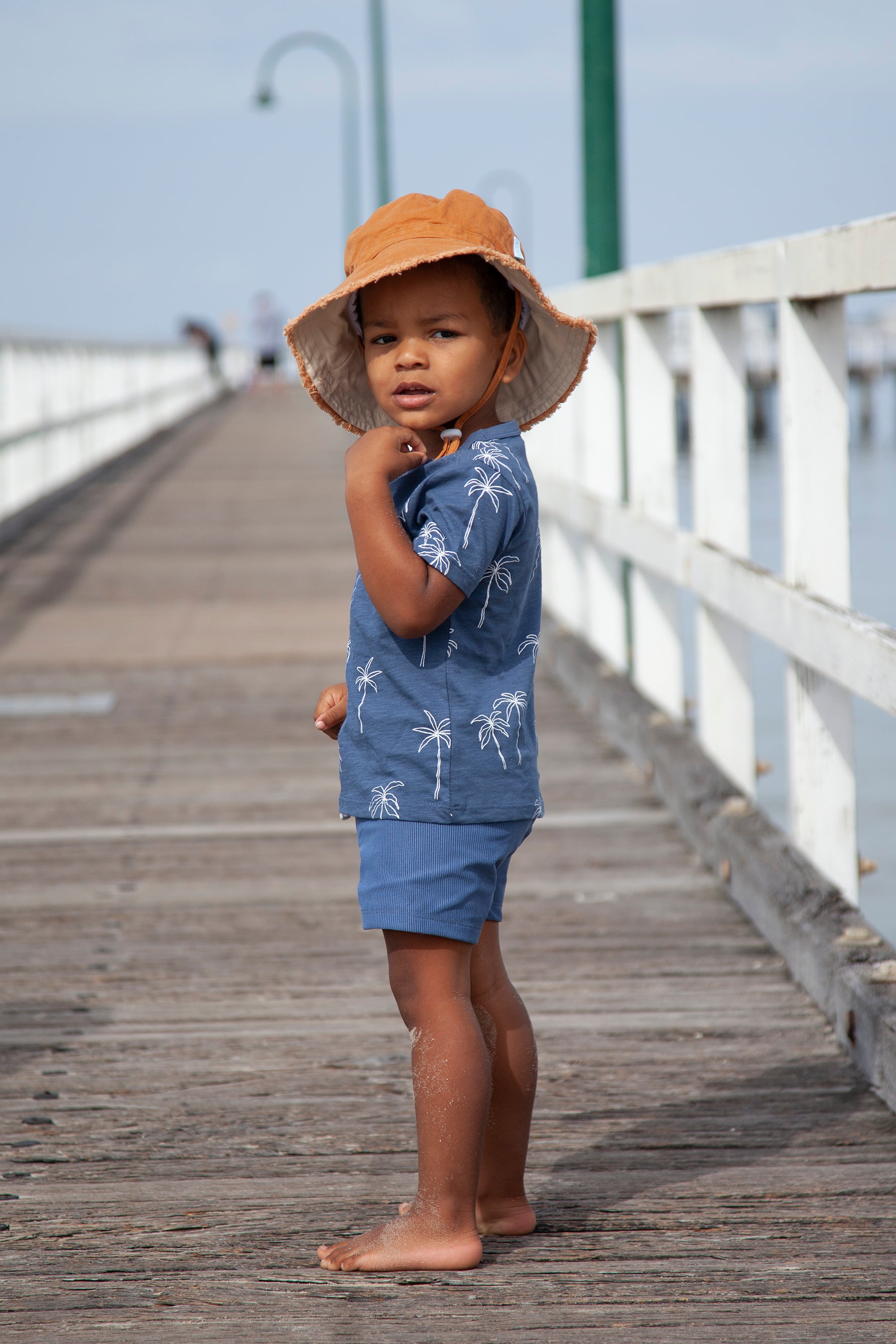 Acorn | Chestnut Frayed Bucket Hat