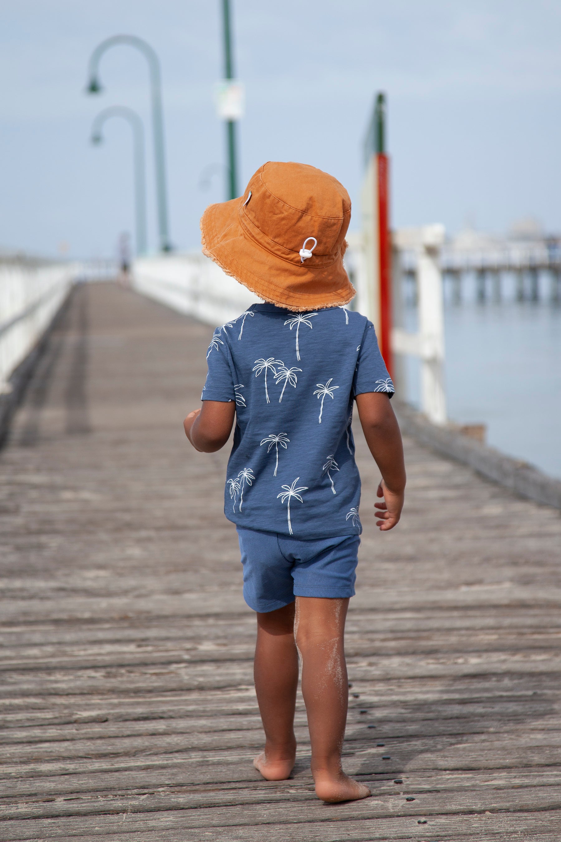 Acorn | Chestnut Frayed Bucket Hat