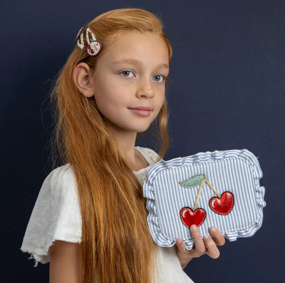 Mimi and Lula | Scallop Framed Cherry Clic Clacs