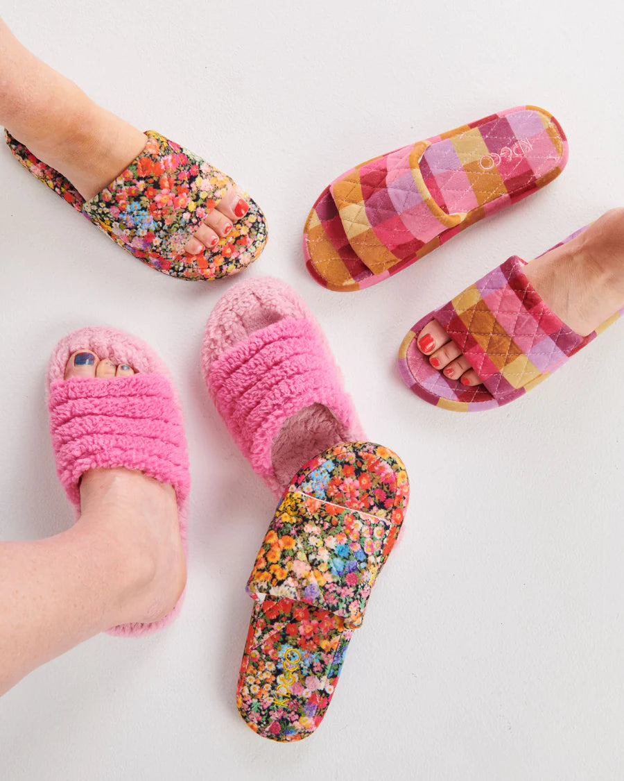 KIP & CO LADIES | Poochie Pink Quilted Sherpa Slippers