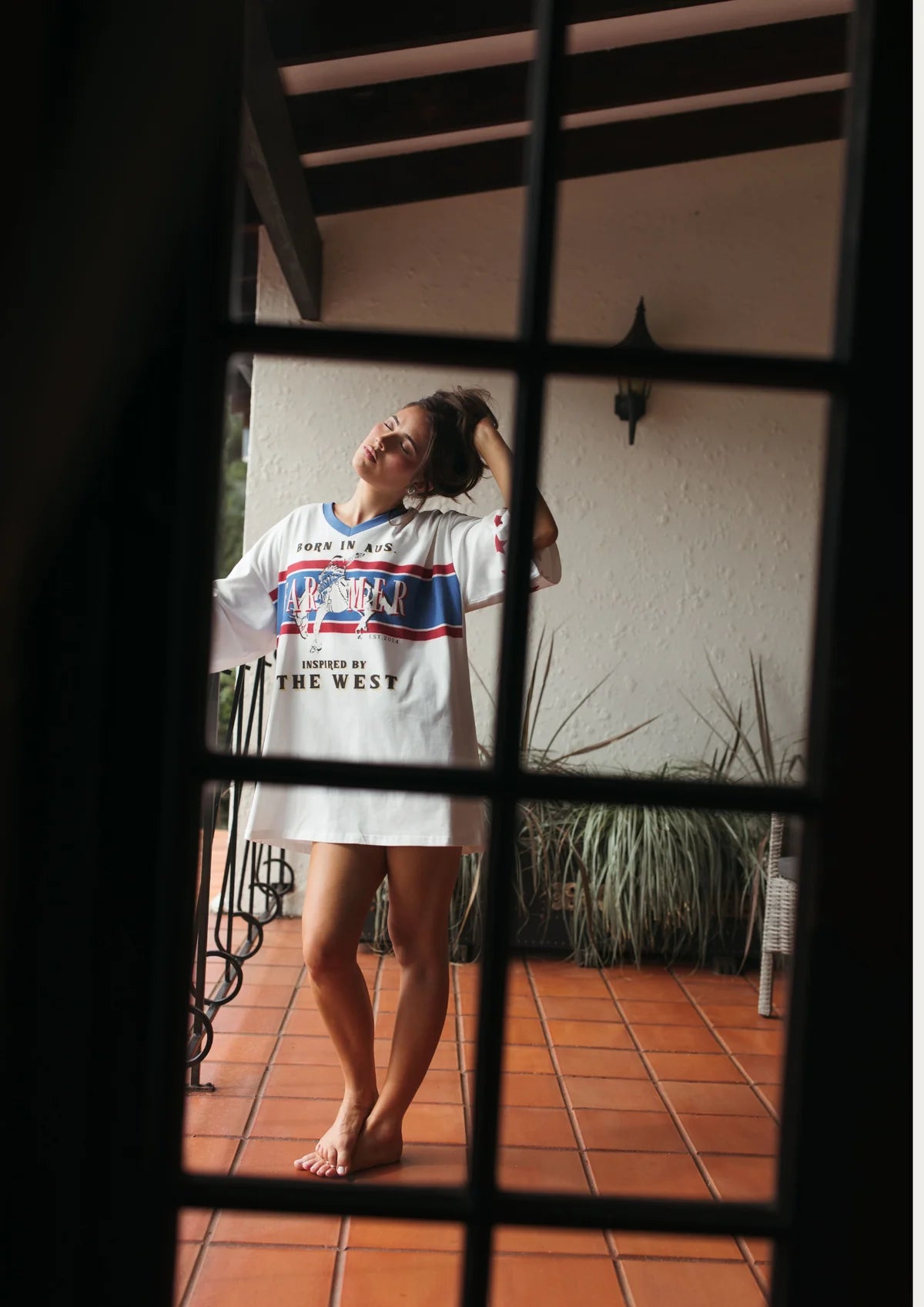 FAR MER by Whitney | Born in Aus Oversize Vee