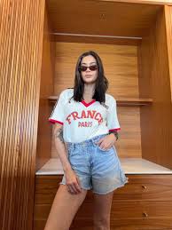 Maku France V-neck tee - model wearing lifestyle shot
