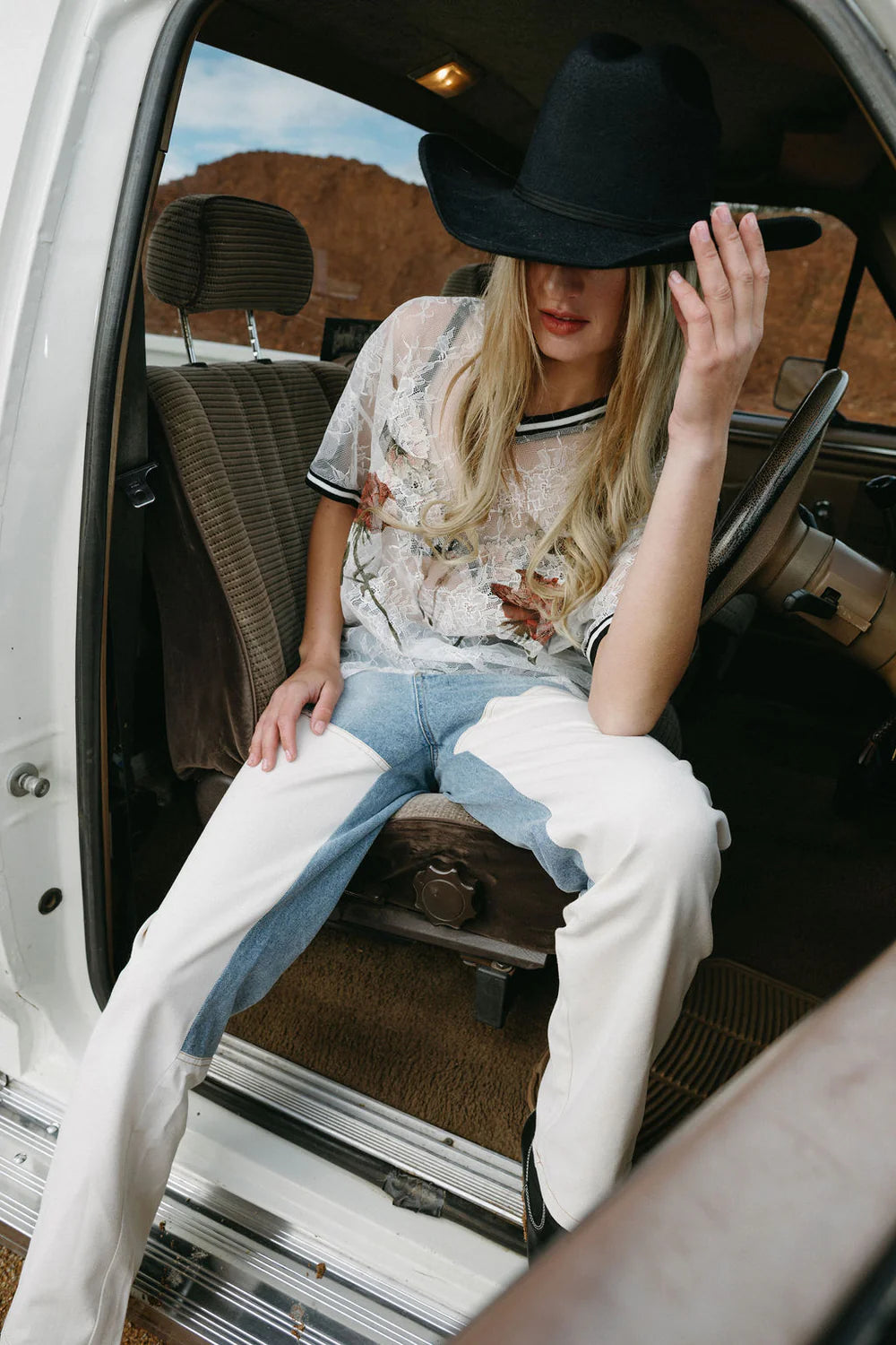 FAR MER by Whitney | Lace Raglan- Bud and Bone