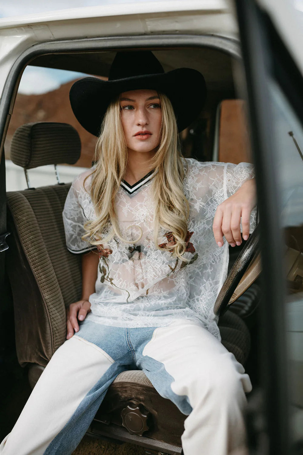 FAR MER by Whitney | Lace Raglan- Bud and Bone