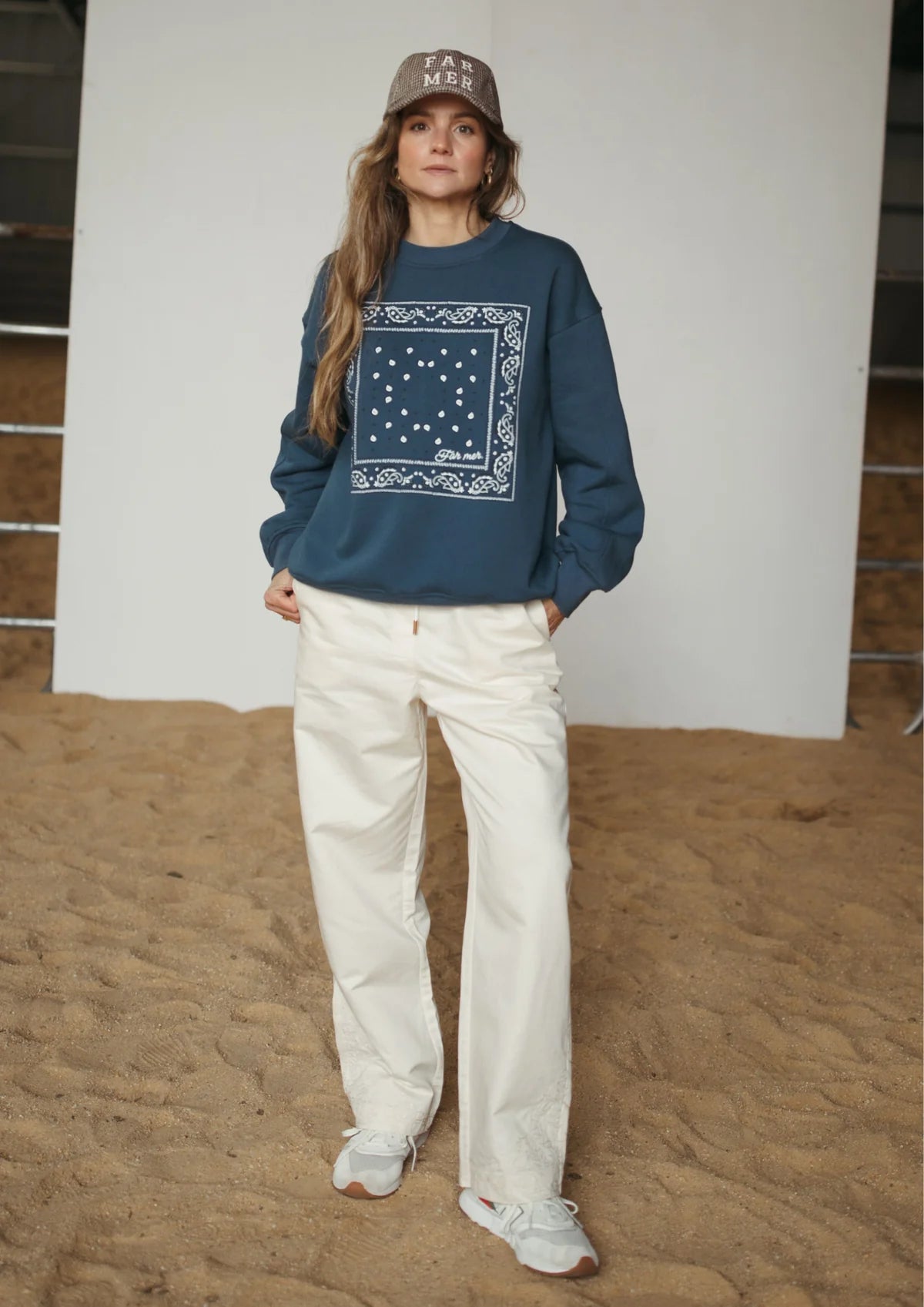 FAR MER by Whitney | Paisley Emboss Drawstring pants