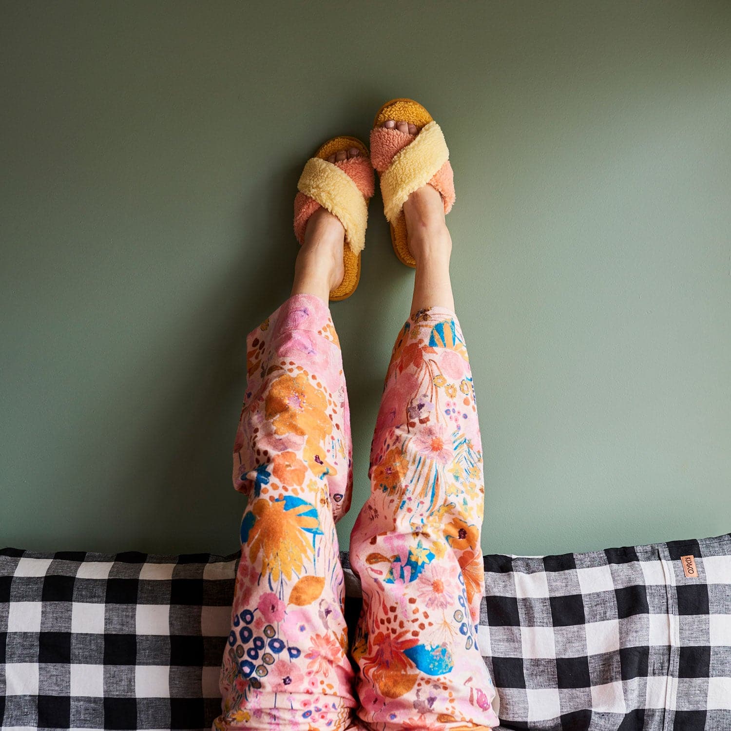 KIP & CO LADIES | Peaches and Pineapple Slippers